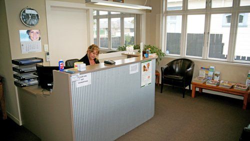 BDL Denture Clinic reception
